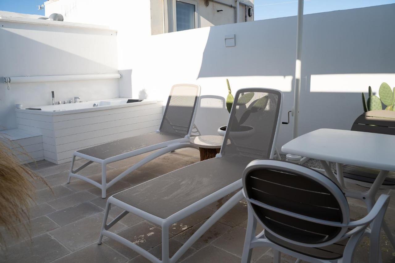 B-Welcome Rooms Of Charme E Relax Polignano a Mare Εξωτερικό φωτογραφία